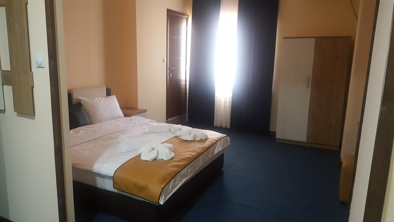 Hotel Panorama City Delcevo Luaran gambar